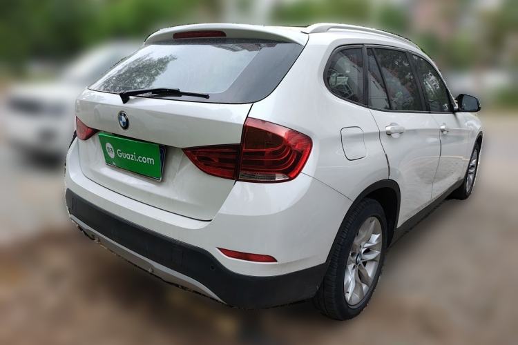 Used BMW X1 2015 sDrive18i Fashion Upgrade Edition Rear Right 45 Deg