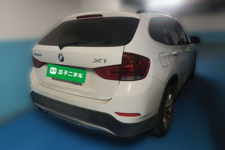 Used BMW X1 2015 xDrive20i Fashion Model Rear Right 45 Deg