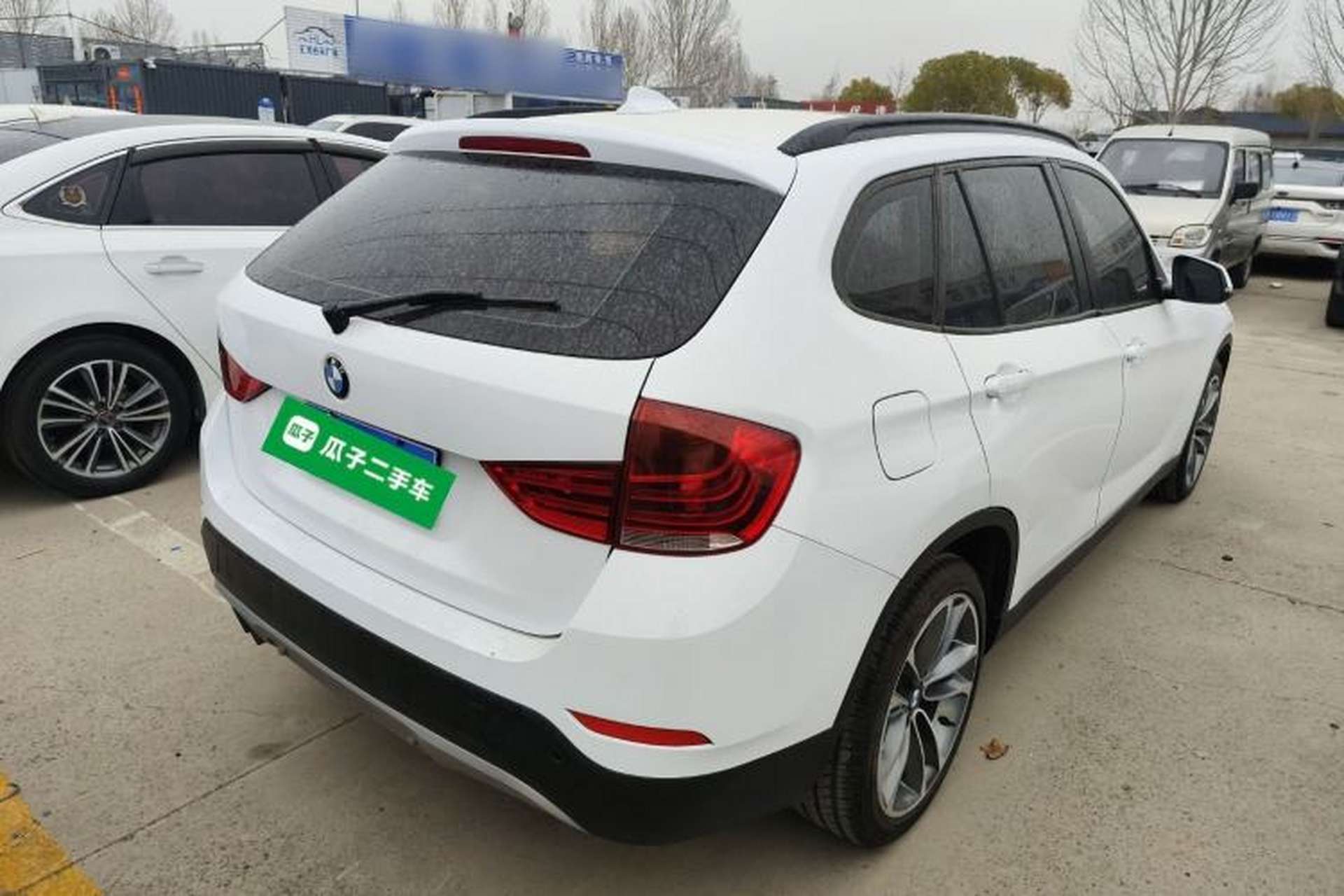 Used BMW X1 2015 sDrive18i Leading Edition Rear Right 45 Deg