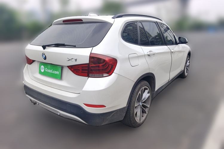 Used BMW X1 2015 sDrive18i Leading Edition Rear Right 45 Deg