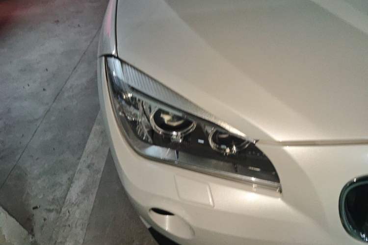 Used BMW X1 2015 sDrive18i Leading Edition Right Front Headlight