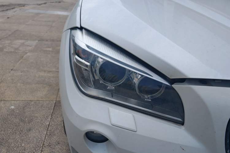 Used BMW X1 2015 xDrive20i X Package Upgrade Edition Right Front Headlight