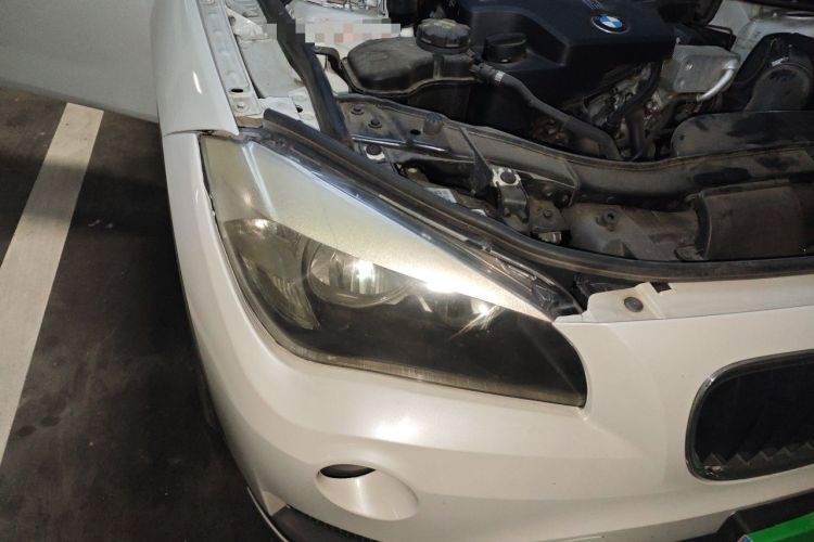 Used BMW X1 2015 sDrive18i Fashion Upgrade Edition Right Front Headlight