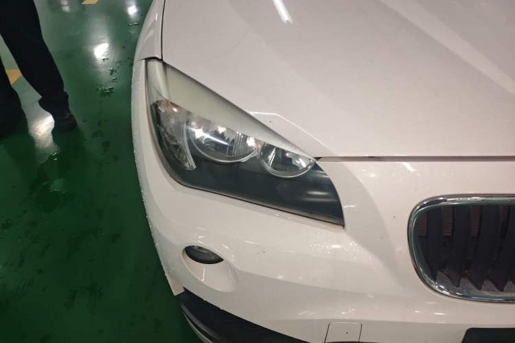 Used BMW X1 2015 sDrive18i Fashion Upgrade Edition Right Front Headlight