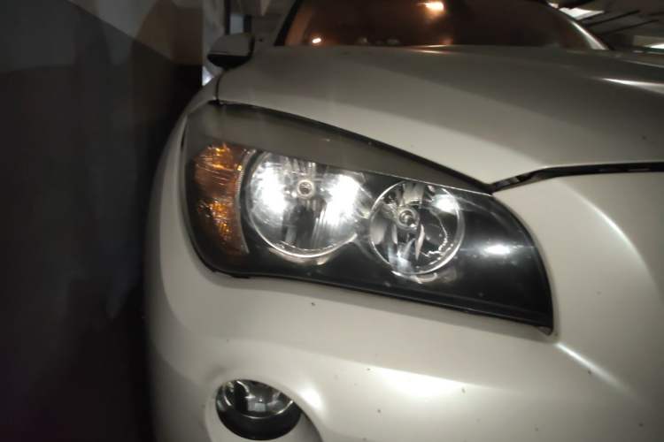 Used BMW X1 2015 sDrive18i Fashion Upgrade Edition Right Front Headlight