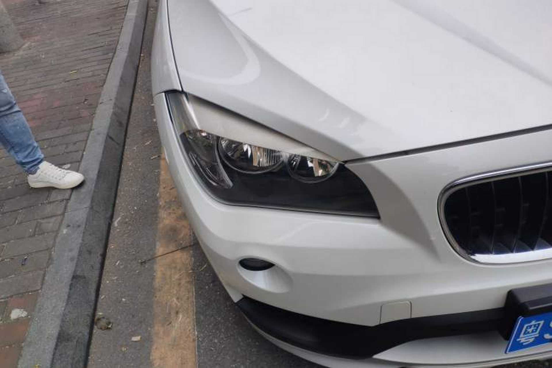 Used BMW X1 2015 sDrive18i Fashion Upgrade Edition Right Front Headlight