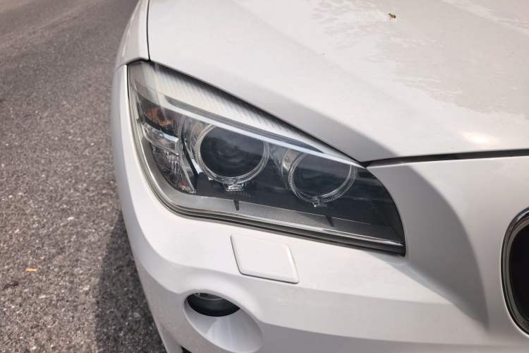 Used BMW X1 2015 sDrive18i Leading Edition Right Front Headlight