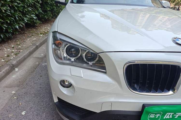 Used BMW X1 2015 sDrive18i Leading Edition Right Front Headlight