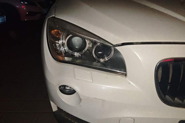 Used BMW X1 2015 sDrive18i Leading Edition Right Front Headlight