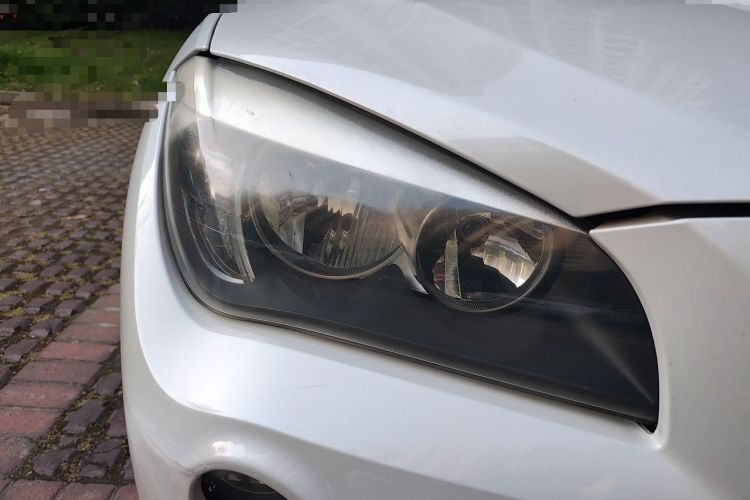 Used BMW X1 2015 sDrive18i Fashion Upgrade Edition Right Front Headlight