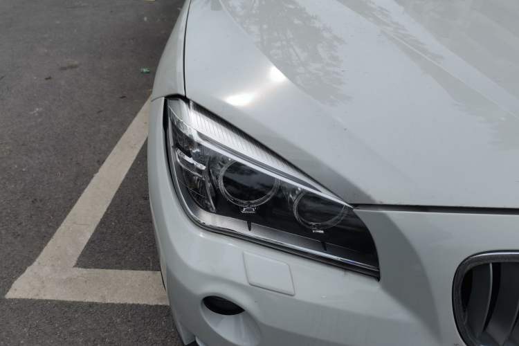 Used BMW X1 2015 sDrive18i Leading Edition Right Front Headlight