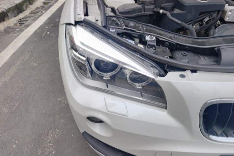 Used BMW X1 2015 sDrive18i Leading Edition Right Front Headlight