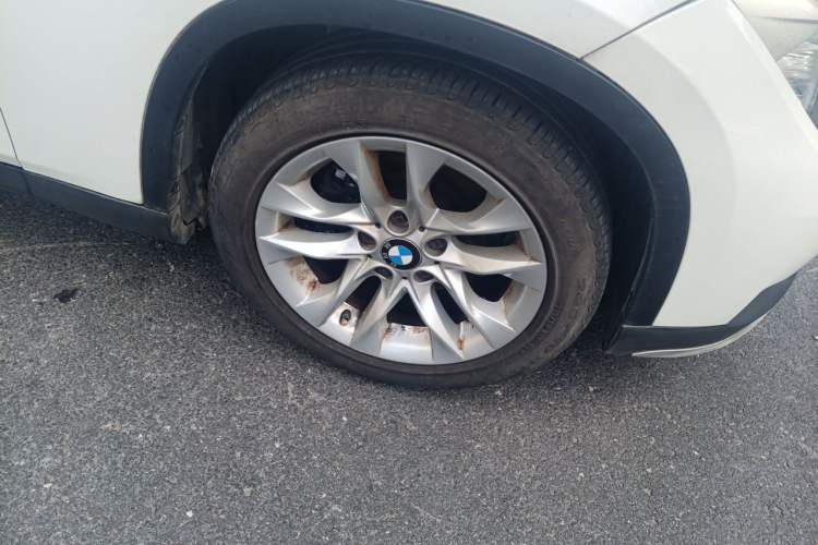 Used BMW X1 2015 sDrive18i Fashion Upgrade Edition Right Front Wheel Hub