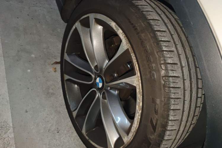 Used BMW X1 2015 sDrive18i Leading Edition Right Front Wheel Hub