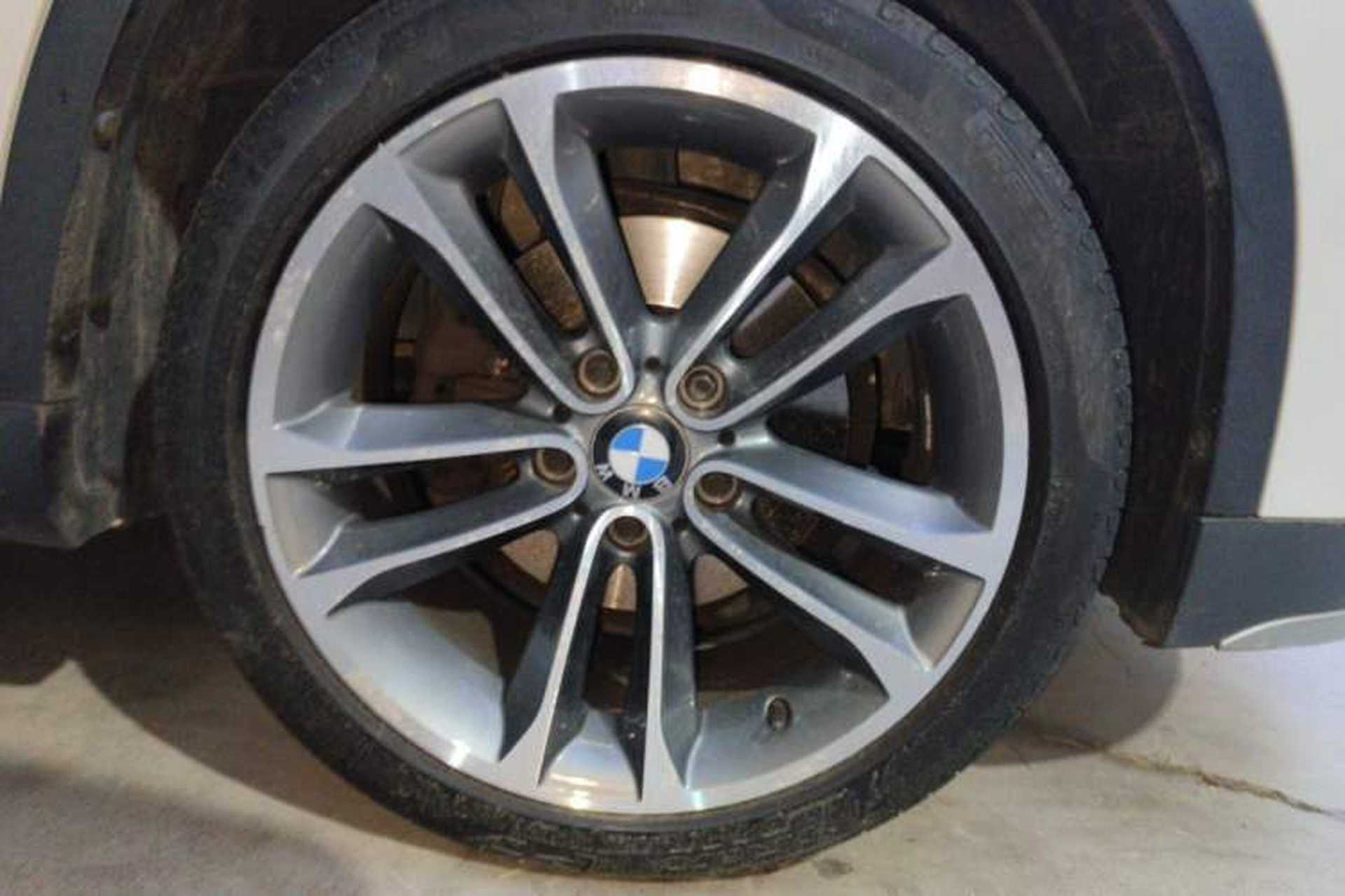 Used BMW X1 2015 sDrive18i Leading Edition Right Front Wheel Hub