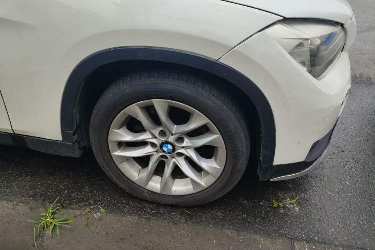 Used BMW X1 2015 sDrive18i Fashion Upgrade Edition Right Front Wheel Hub