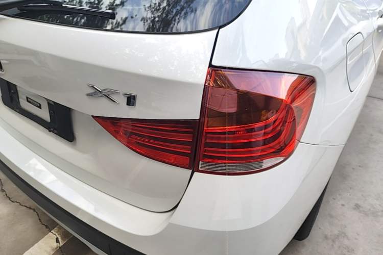 Used BMW X1 2015 sDrive18i Fashion Upgrade Edition Right Rear Taillight
