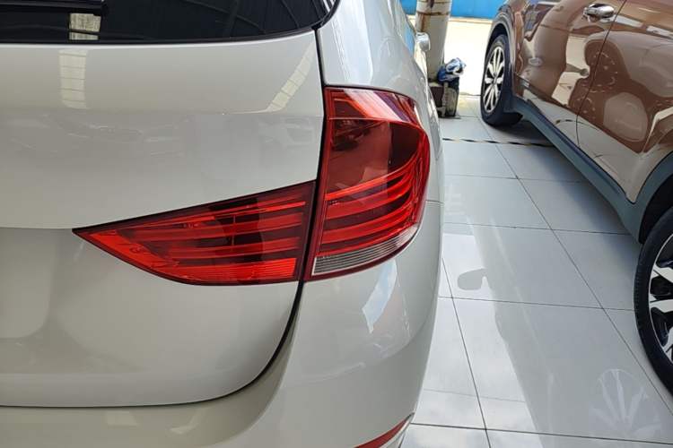 Used BMW X1 2015 sDrive18i Fashion Upgrade Edition Right Rear Taillight