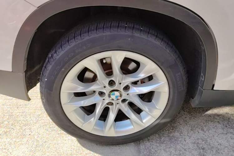 Used BMW X1 2015 sDrive18i Fashion Upgrade Edition Right Rear Wheel Hub