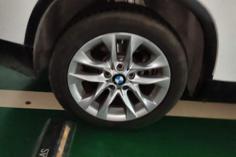 Used BMW X1 2015 sDrive18i Fashion Upgrade Edition Right Rear Wheel Hub