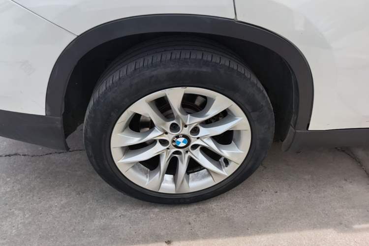 Used BMW X1 2015 sDrive18i Fashion Upgrade Edition Right Rear Wheel Hub