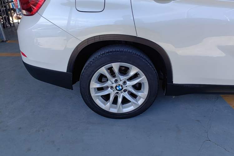 Used BMW X1 2015 sDrive18i Fashion Upgrade Edition Right Rear Wheel Hub