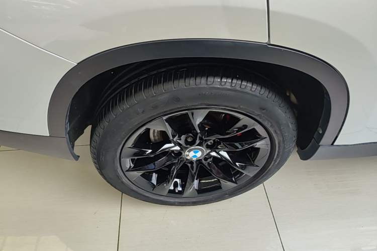 Used BMW X1 2015 sDrive18i Fashion Upgrade Edition Right Rear Wheel Hub