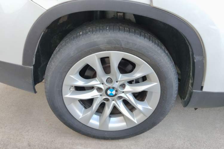 Used BMW X1 2015 sDrive18i Fashion Upgrade Edition Right Rear Wheel Hub