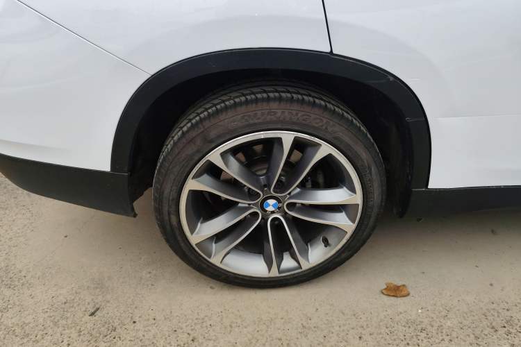 Used BMW X1 2015 sDrive18i Leading Edition Right Rear Wheel Hub