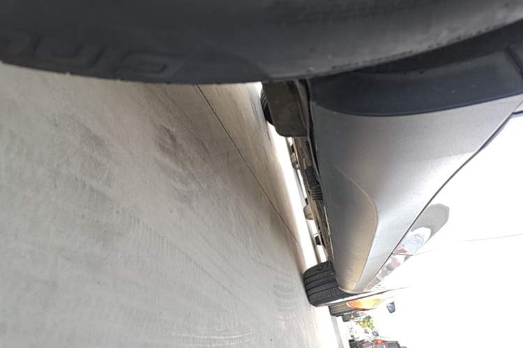 Used BMW X1 2015 sDrive18i Fashion Upgrade Edition Right Side Sill