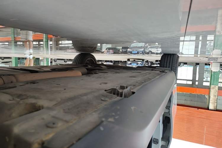 Used BMW X1 2015 sDrive18i Fashion Upgrade Edition Right Side Sill