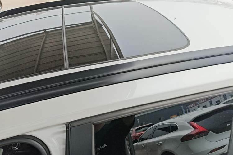 Used BMW X1 2015 sDrive18i Fashion Upgrade Edition Roof