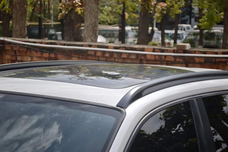 Used BMW X1 2015 sDrive18i Fashion Upgrade Edition Roof