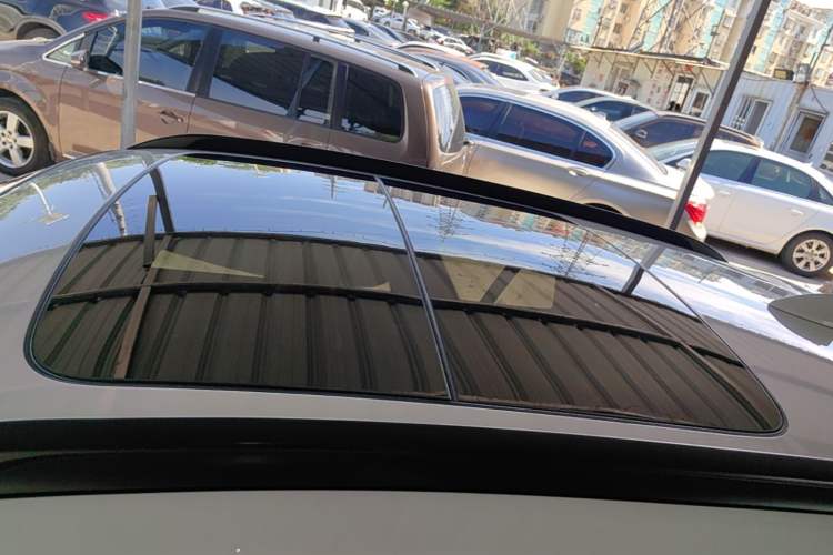 Used BMW X1 2015 sDrive18i Fashion Upgrade Edition Roof