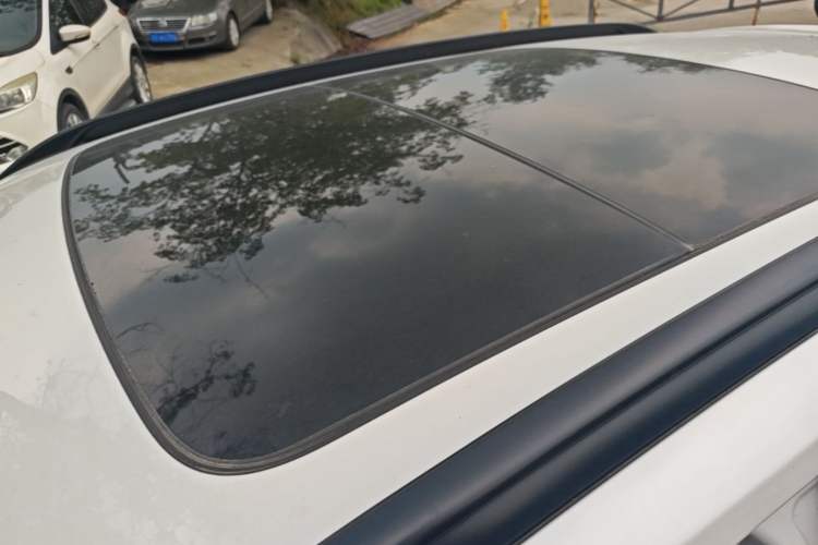 Used BMW X1 2015 sDrive18i Fashion Upgrade Edition Roof