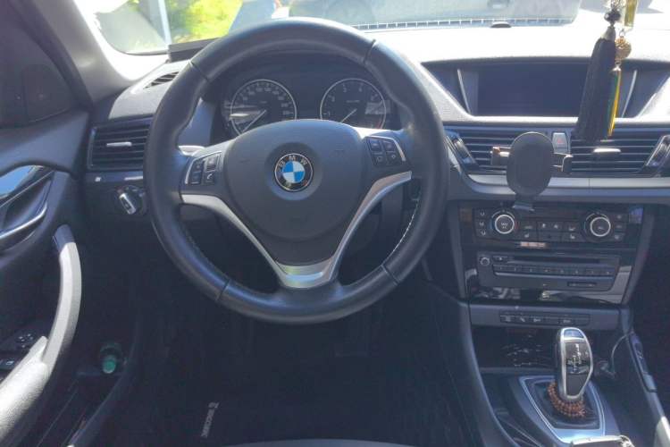Used BMW X1 2015 sDrive18i Leading Edition Steering Wheel