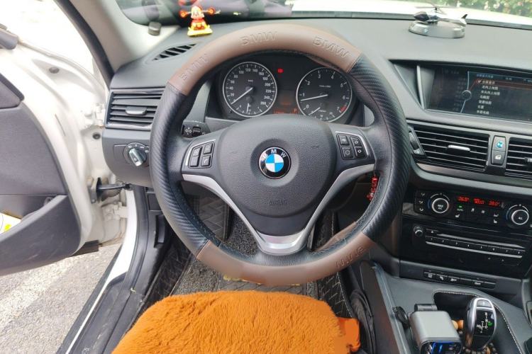 Used BMW X1 2015 sDrive18i Leading Edition Steering Wheel