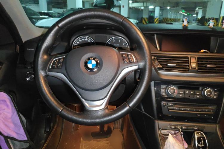 Used BMW X1 2015 sDrive18i Leading Edition Steering Wheel