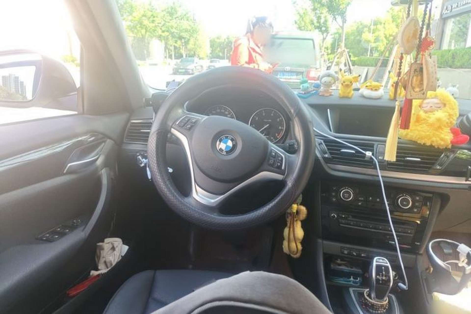 Used BMW X1 2015 sDrive18i Leading Edition Steering Wheel