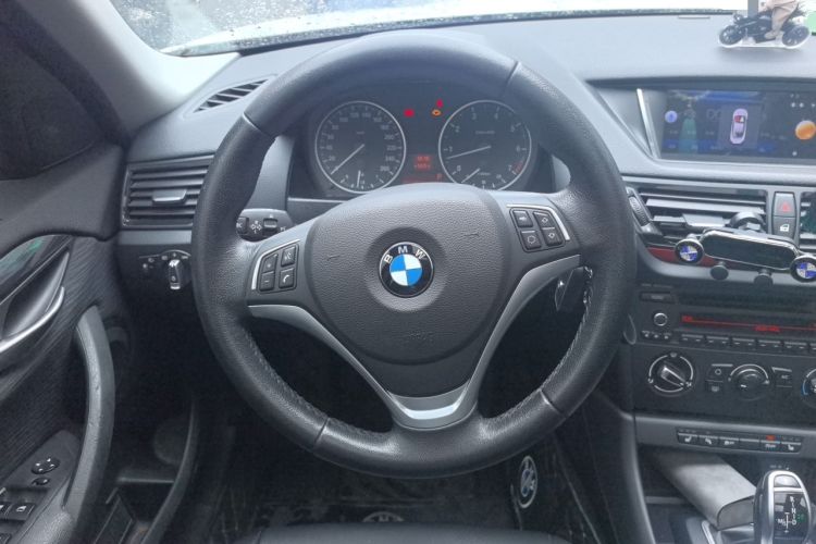 Used BMW X1 2015 sDrive18i Fashion Upgrade Edition Steering Wheel