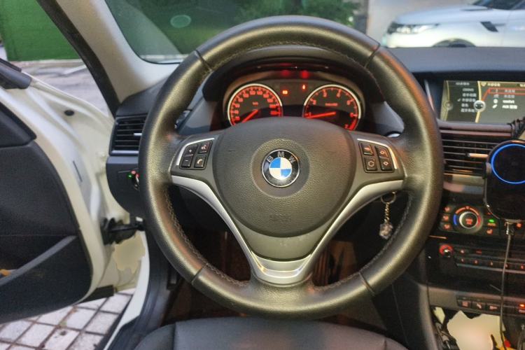 Used BMW X1 2015 sDrive18i Leading Edition Steering Wheel