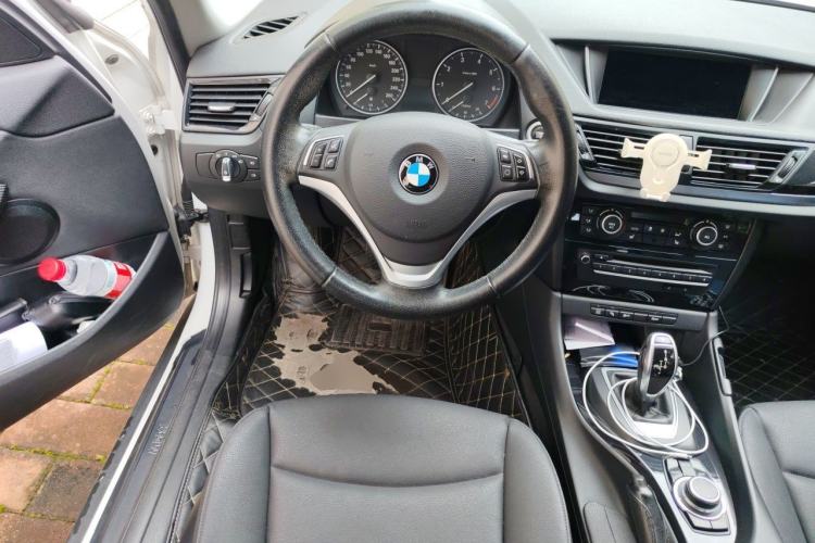 Used BMW X1 2015 sDrive18i Leading Edition Steering Wheel