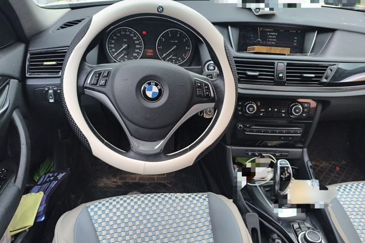 Used BMW X1 2015 sDrive18i Leading Edition Steering Wheel