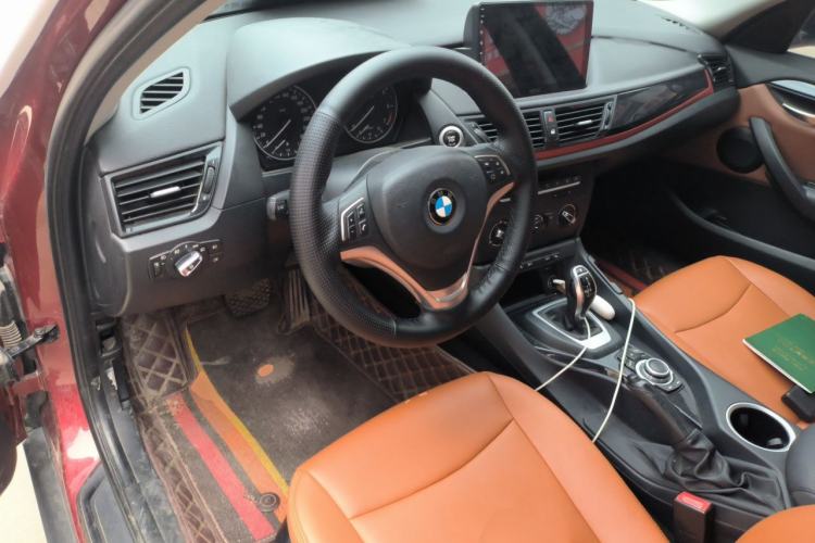 Used BMW X1 2015 sDrive18i Fashion Upgrade Edition Steering Wheel