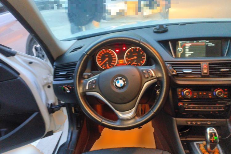 Used BMW X1 2015 sDrive18i Leading Edition Steering Wheel