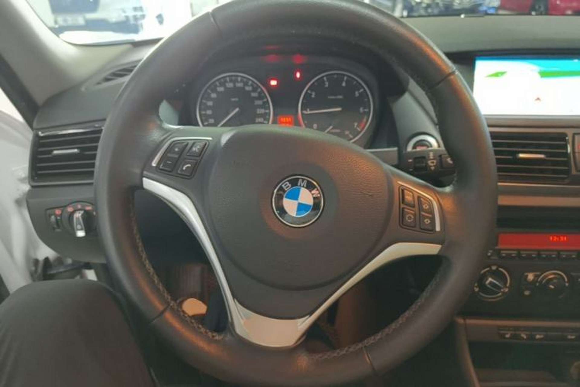 Used BMW X1 2015 sDrive18i Fashion Upgrade Edition Steering Wheel