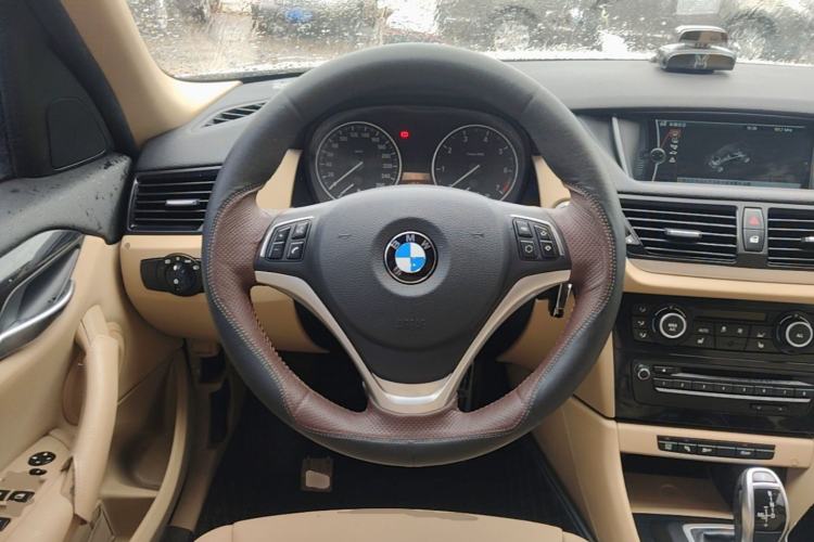 Used BMW X1 2015 sDrive18i Leading Edition Steering Wheel