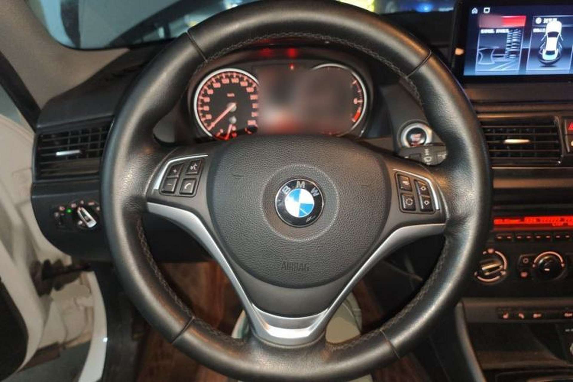 Used BMW X1 2015 sDrive18i Fashion Upgrade Edition Steering Wheel