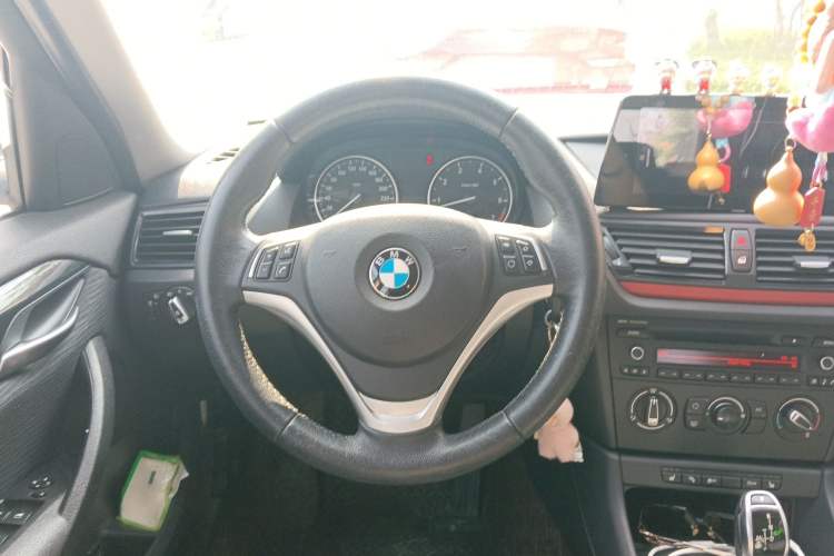 Used BMW X1 2015 sDrive18i Fashion Upgrade Edition Steering Wheel