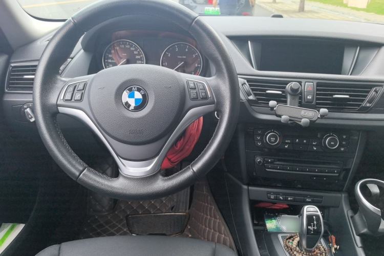 Used BMW X1 2015 sDrive18i Leading Edition Steering Wheel